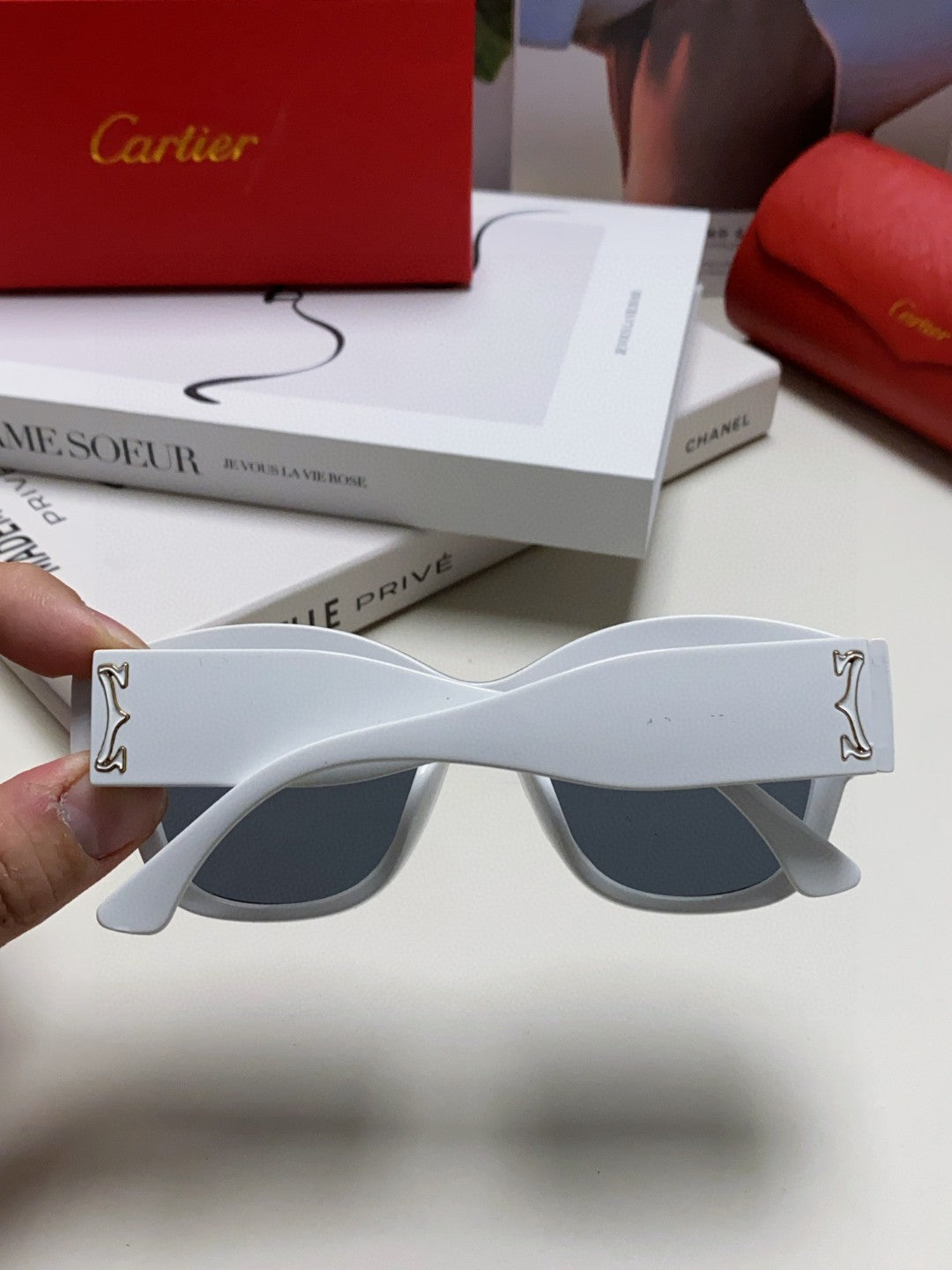Cartier Cat-Eye Blue Lens Sunglasses for Men & Women - detail image 4