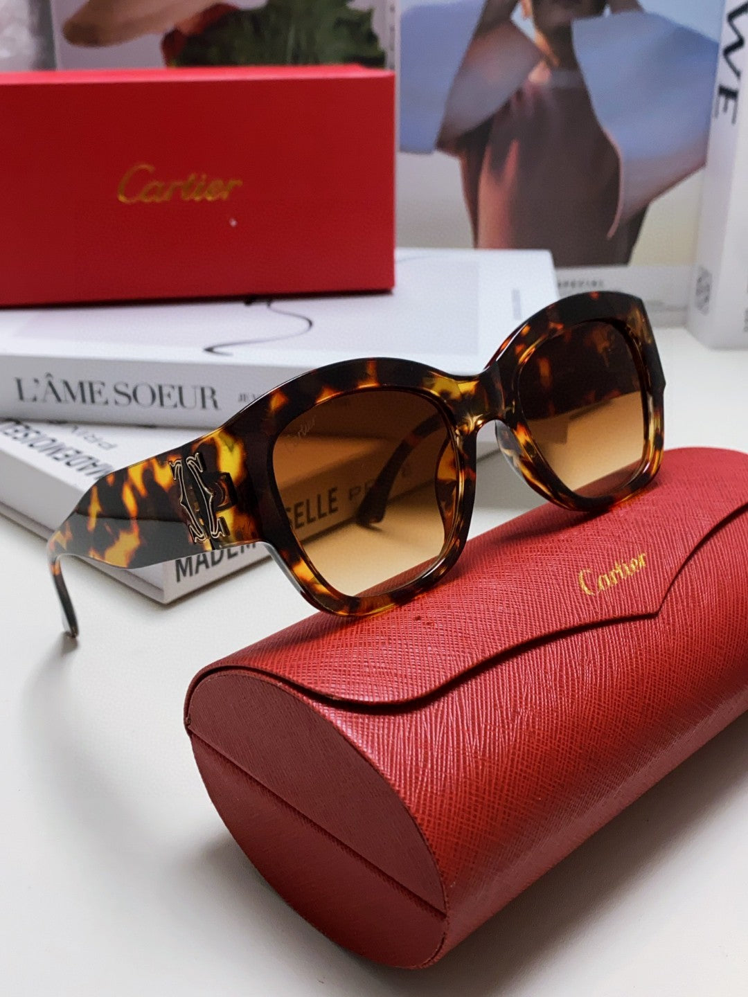Cartier Cat-Eye Red Lens Sunglasses for Men & Women - 382809 - detail image 9