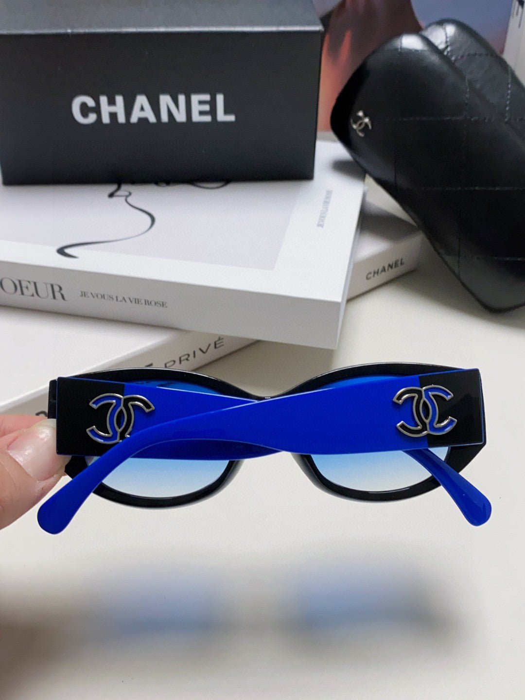 Chanel Oval Blue Lens Sunglasses for Men & Women - 867097 - detail image 4