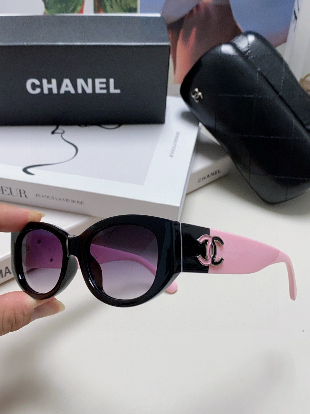 Chanel Oval Gray Lens Sunglasses for Men & Women - 382157 - detail image 7