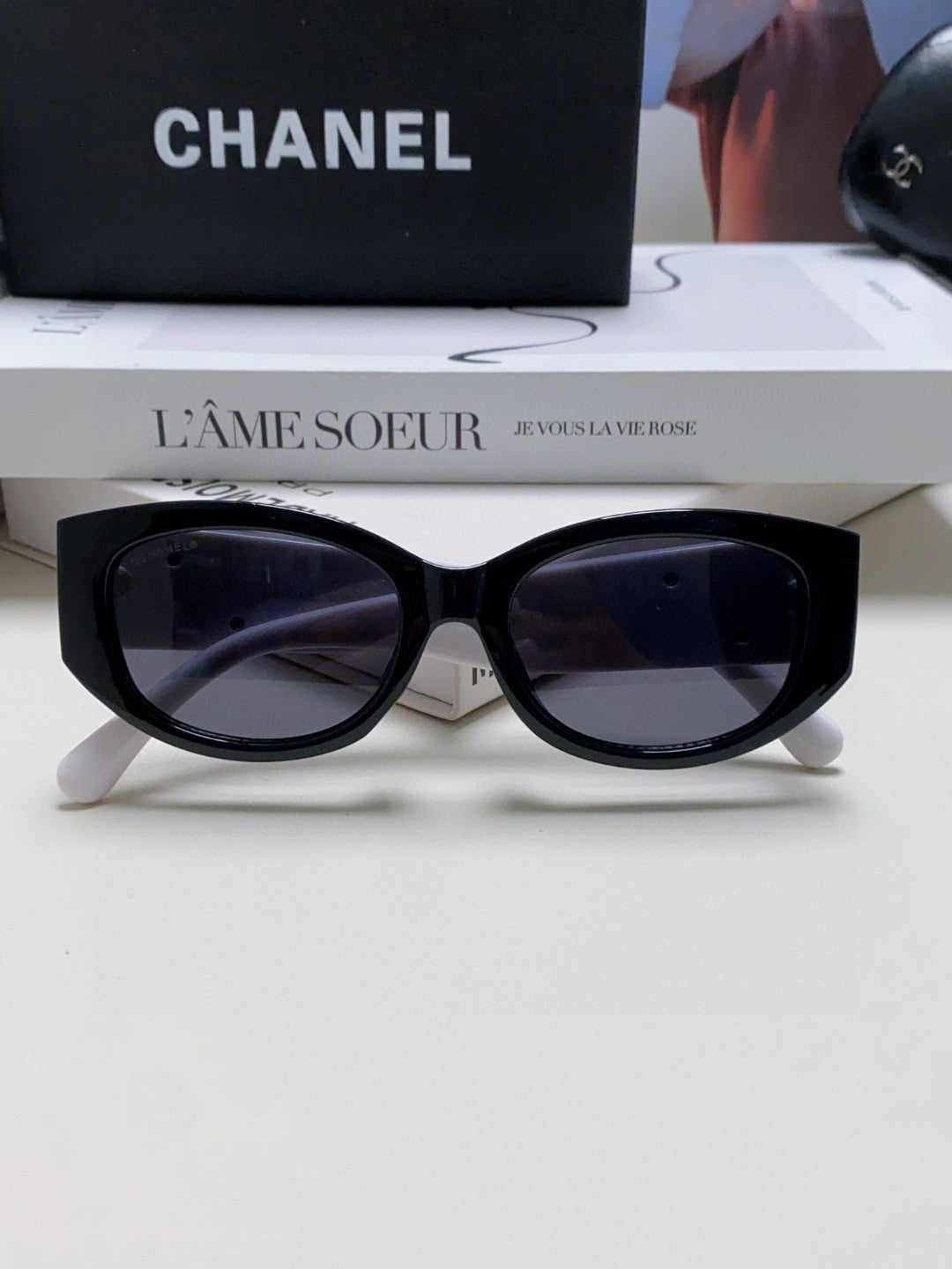 Chanel Oval Silver Lens Sunglasses for Men & Women - 382158 - detail image 6