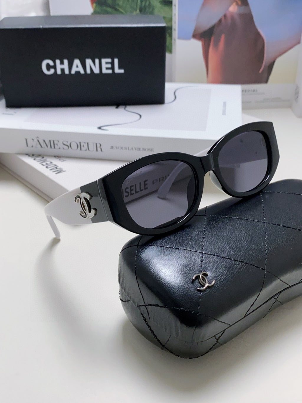 Chanel Oval Silver Lens Sunglasses for Men & Women - 382158 - detail image 7