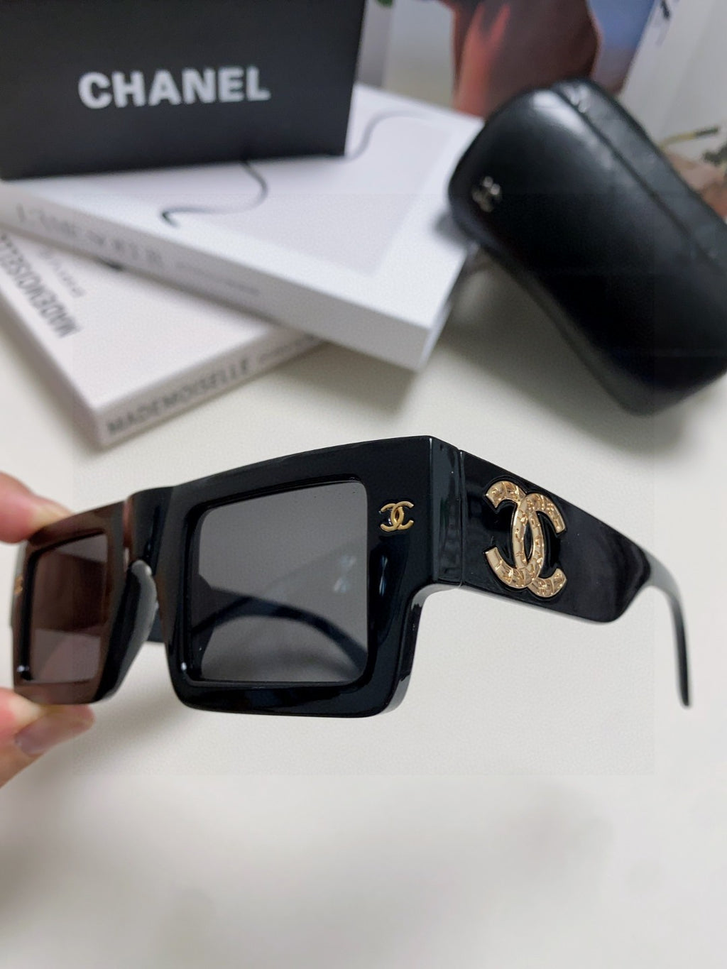 Chanel Square Gray Lens Sunglasses for Men & Women - 382161 - detail image 5
