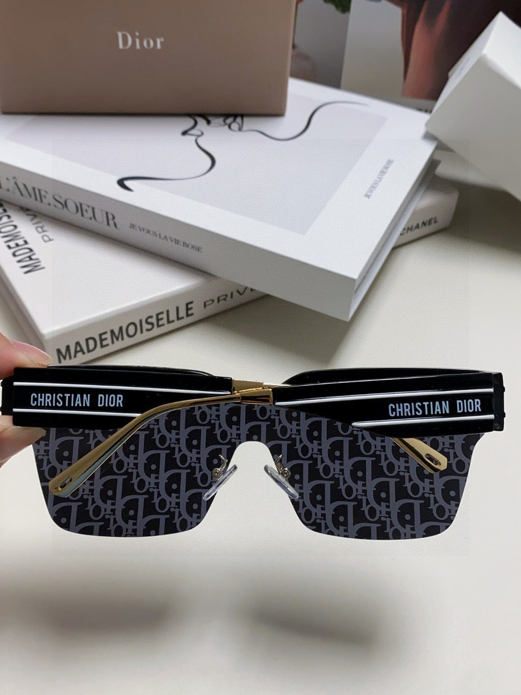 Dior Fashion Red Lens Sunglasses for Men & Women - 382444 - detail image 4