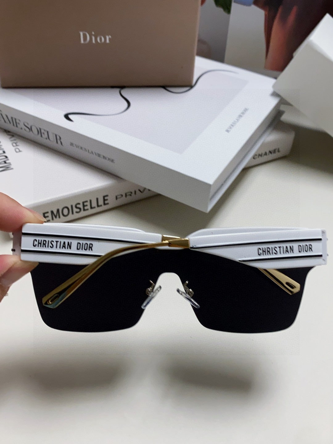 Dior Fashion Gray Lens Sunglasses for Men & Women - 382445 - detail image 4