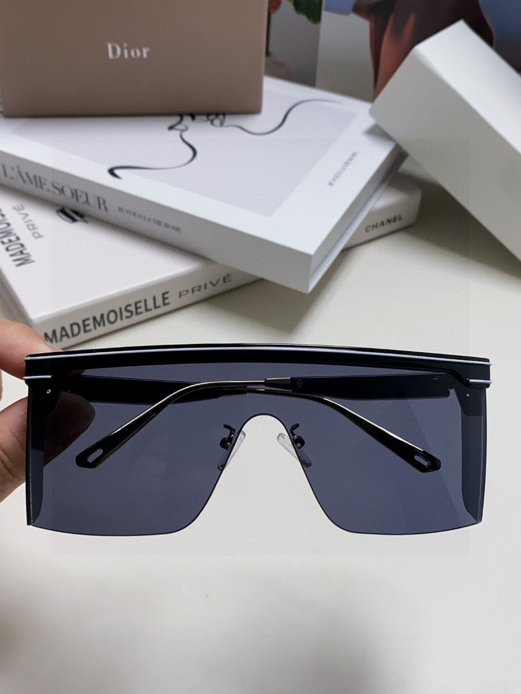Dior Oversized Gold Lens Sunglasses for Men & Women - detail image 3