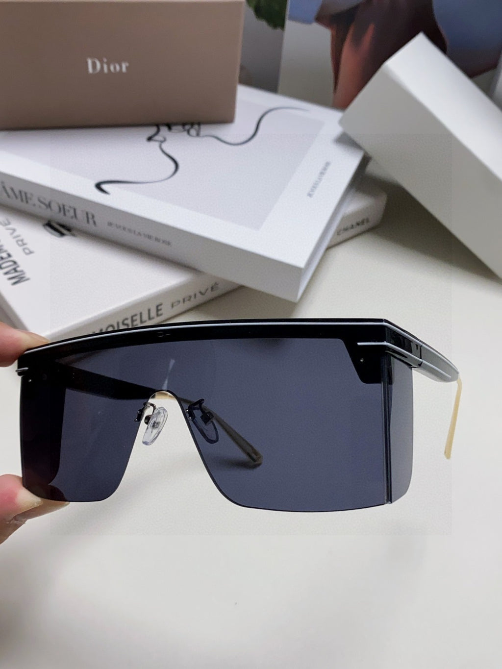 Dior Oversized Gold Lens Sunglasses for Men & Women - detail image 5