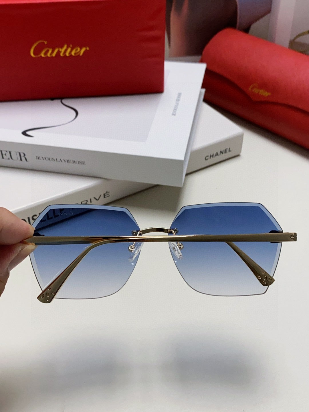 Cartier Photochromic Rimless Blue Lens Sunglasses for Men & Women - 399041 - detail image 3