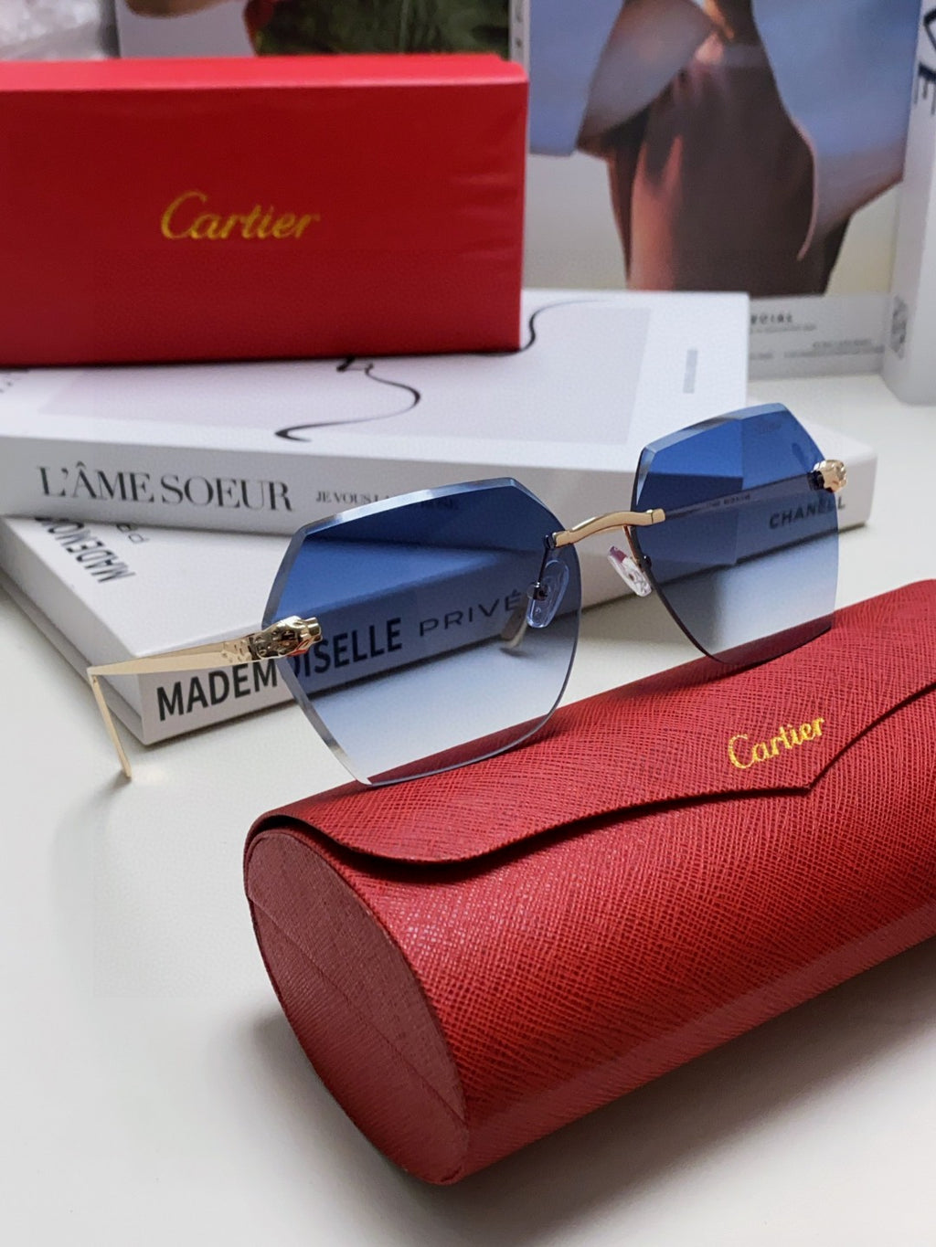 Cartier Photochromic Rimless Blue Lens Sunglasses for Men & Women - 399041 - detail image 6