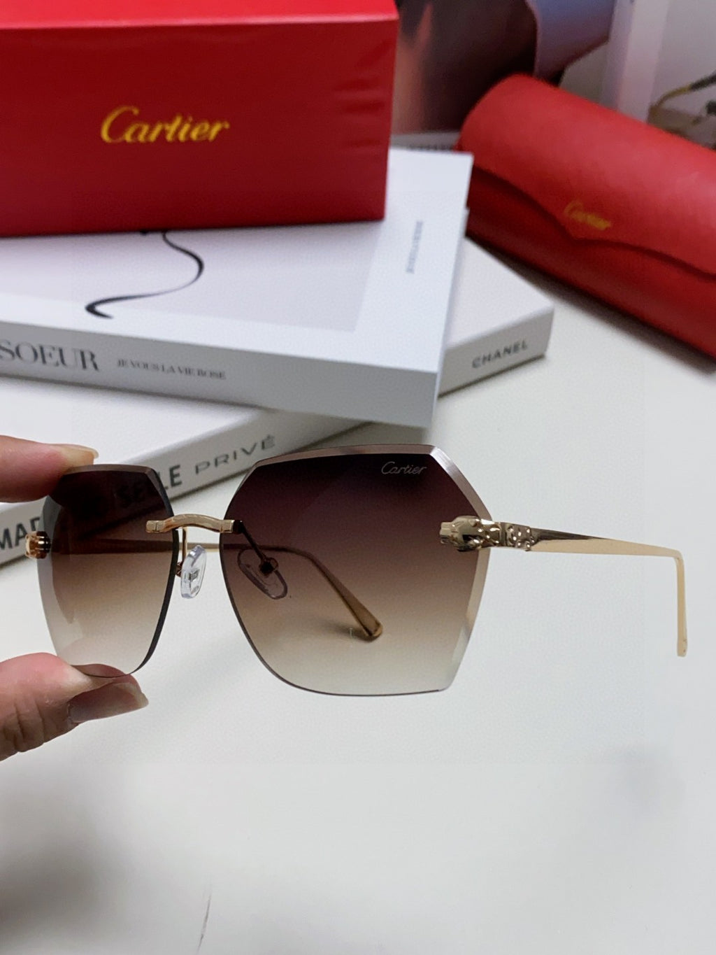 Cartier Photochromic Rimless Silver Lens Sunglasses for Men & Women - 399042 - detail image 4