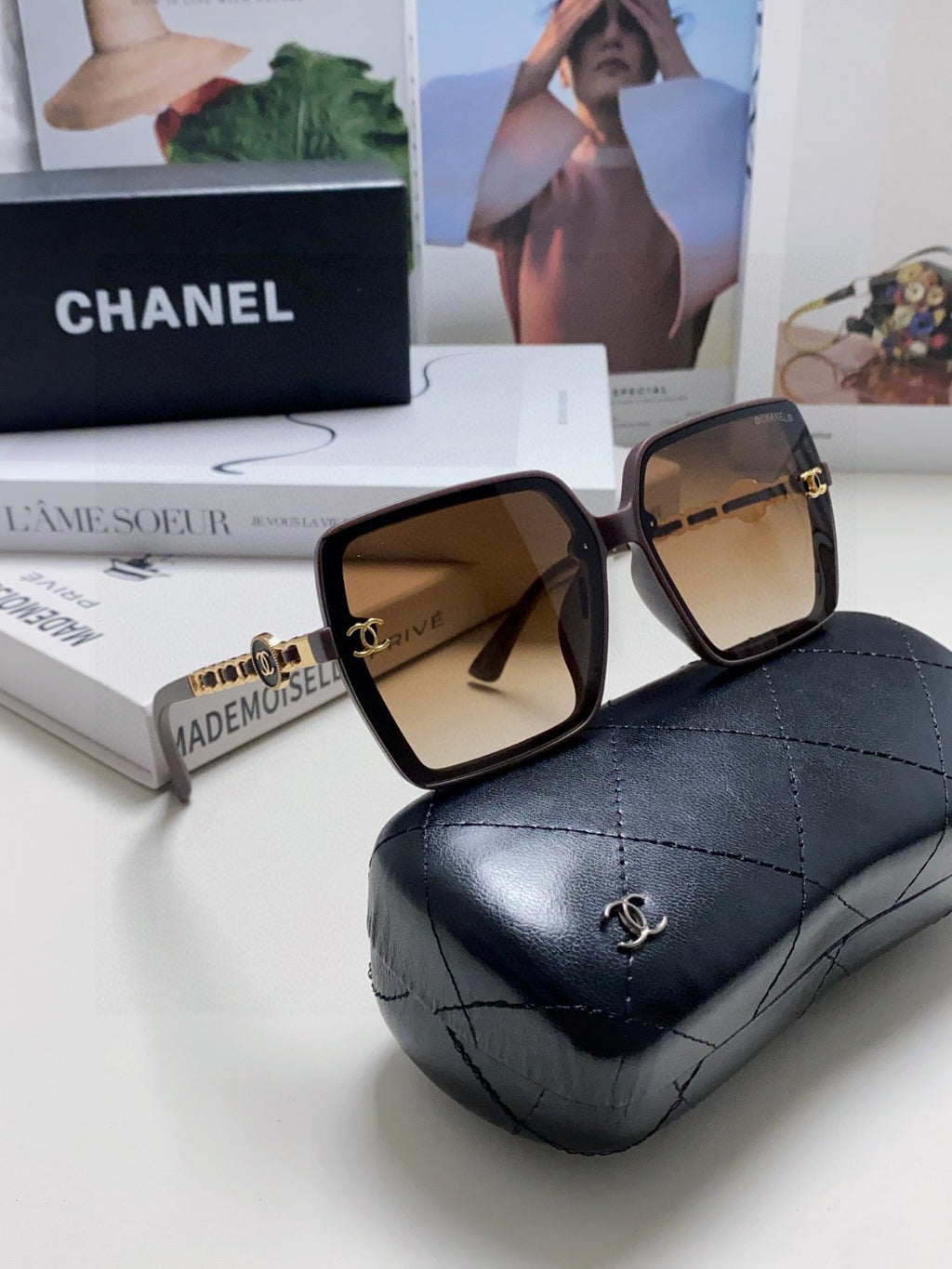 Chanel Polarized Fashion Gray Lens Sunglasses for Women - 867089 - detail image 7
