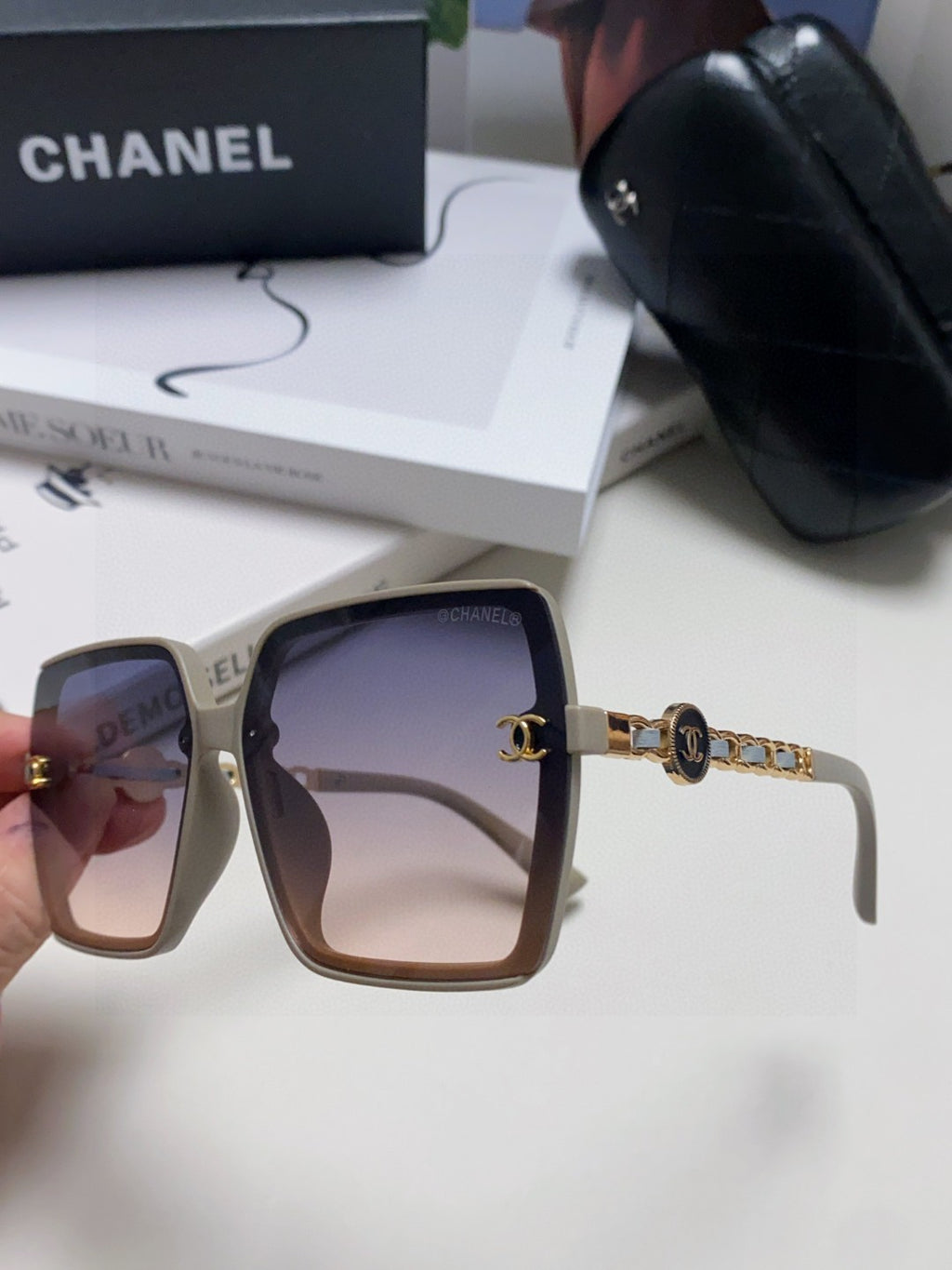 Chanel Polarized Fashion Gray Lens Sunglasses for Women - detail image 5