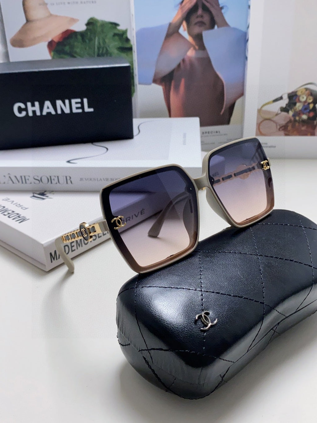 Chanel Polarized Fashion Gray Lens Sunglasses for Women - 867090 - detail image 7