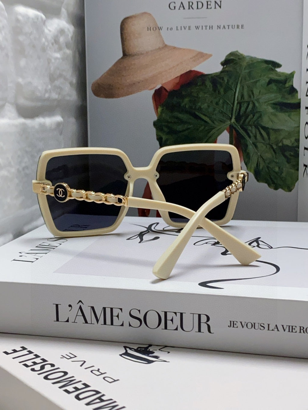 Chanel Polarized Fashion Black Lens Sunglasses for Women - 867092 - detail image 2