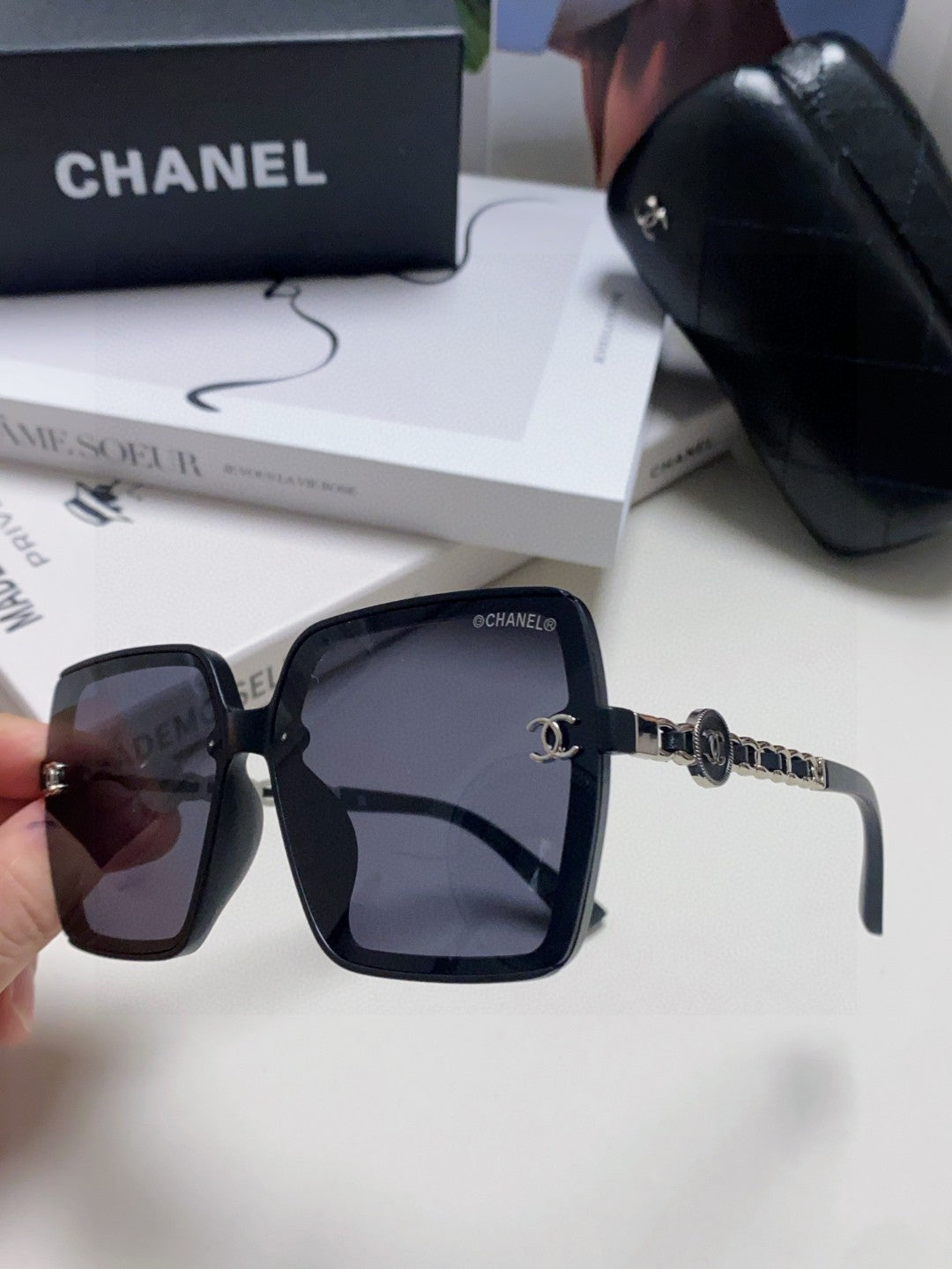 Chanel Polarized Fashion Black Lens Sunglasses for Women - 867093 - detail image 5