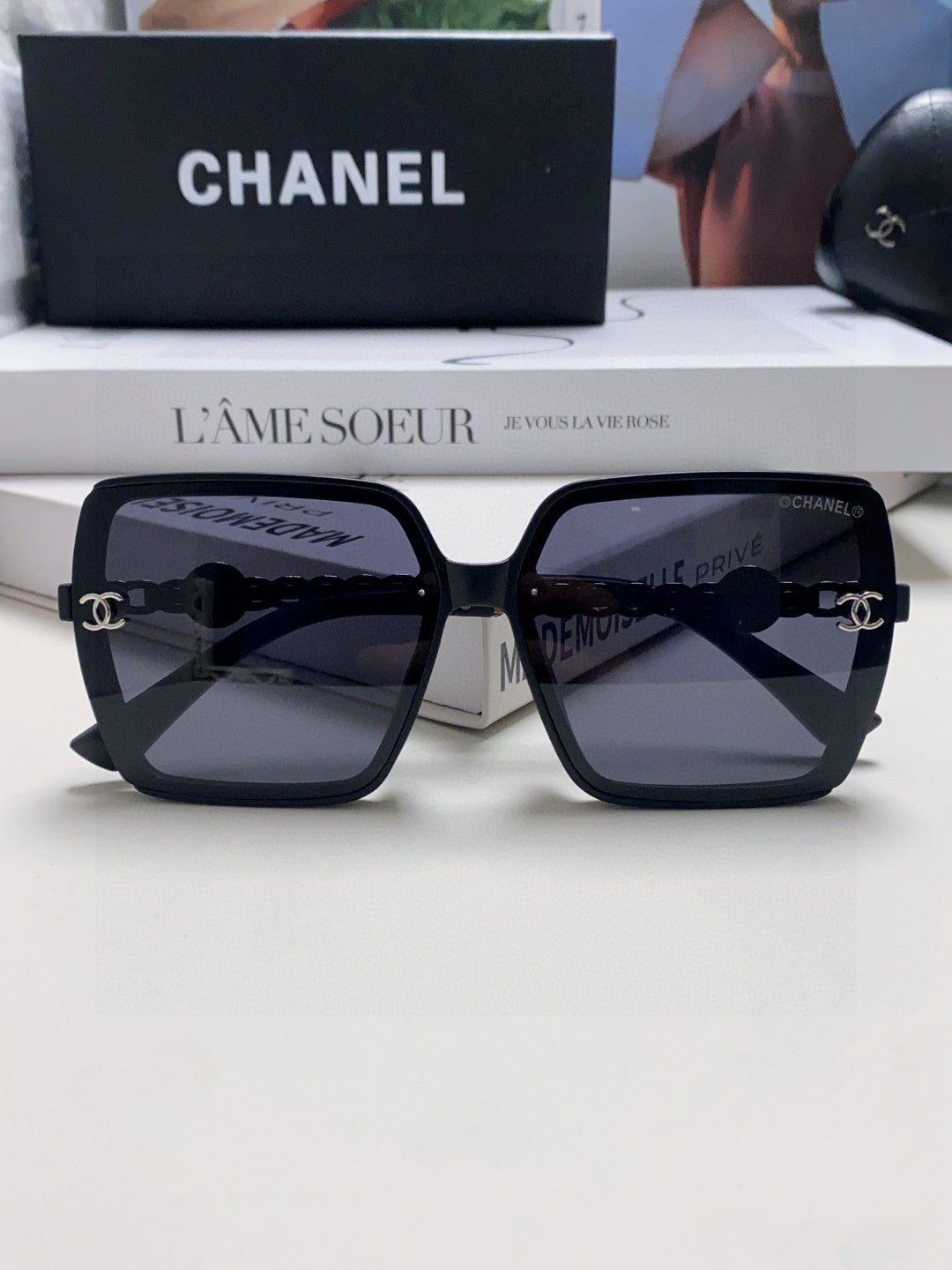 Chanel Polarized Fashion Black Lens Sunglasses for Women - 867093 - detail image 6