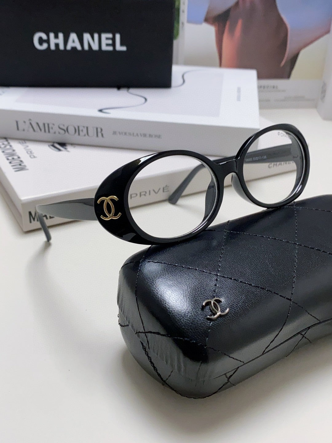 Chanel Polarized Cat-Eye Gray Lens Sunglasses for Women - 867104 - detail image 7