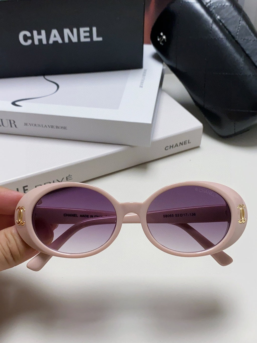 Chanel Polarized Cat-Eye Gray Lens Sunglasses for Women - 867105 - detail image 3