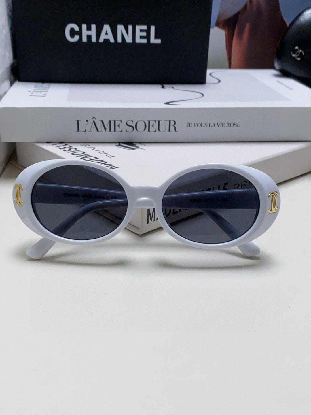 Chanel Polarized Cat-Eye Gray Lens Sunglasses for Women - 867106 - detail image 6