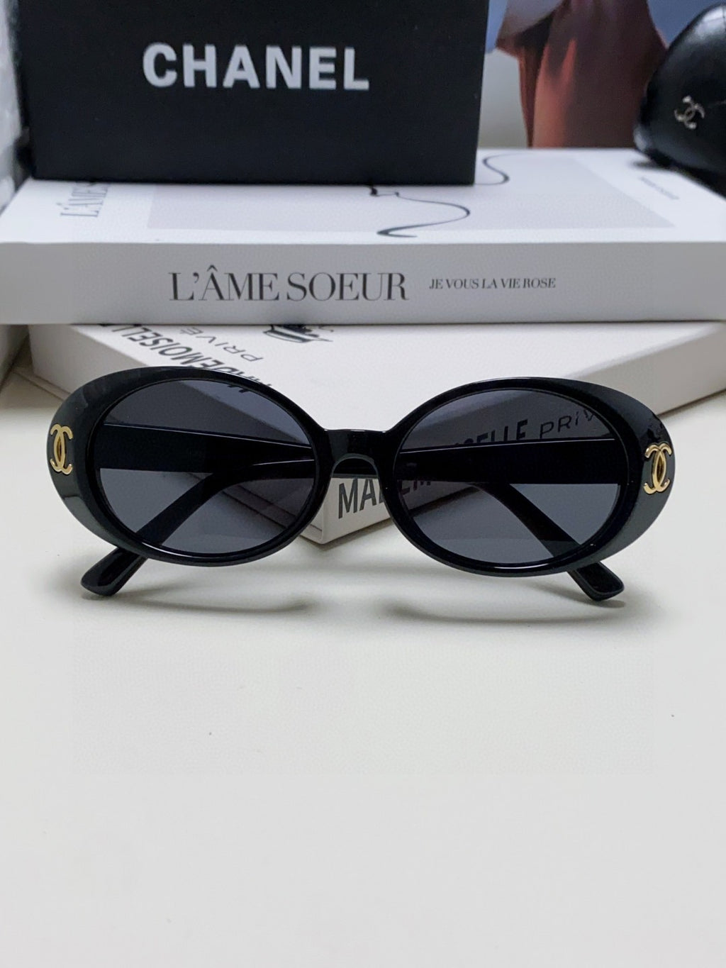 Chanel Polarized Cat-Eye Gray Lens Sunglasses for Women - 867107 - detail image 6
