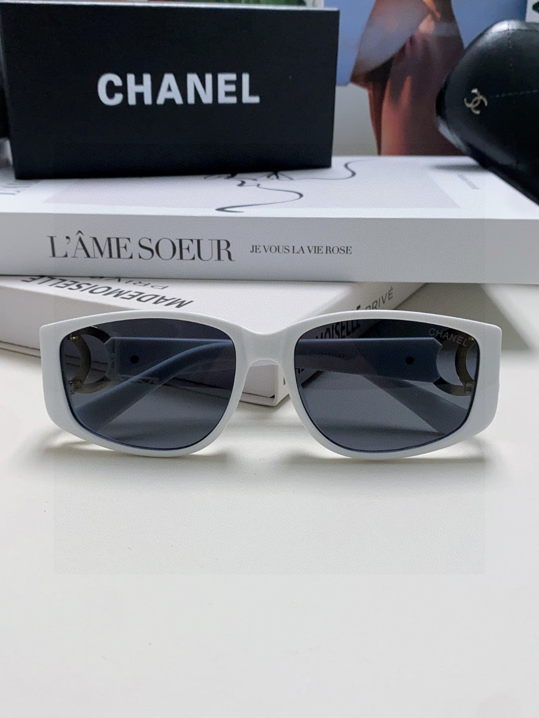 Chanel Metal Fashion Blue Lens Sunglasses for Men & Women - 867109 - detail image 6