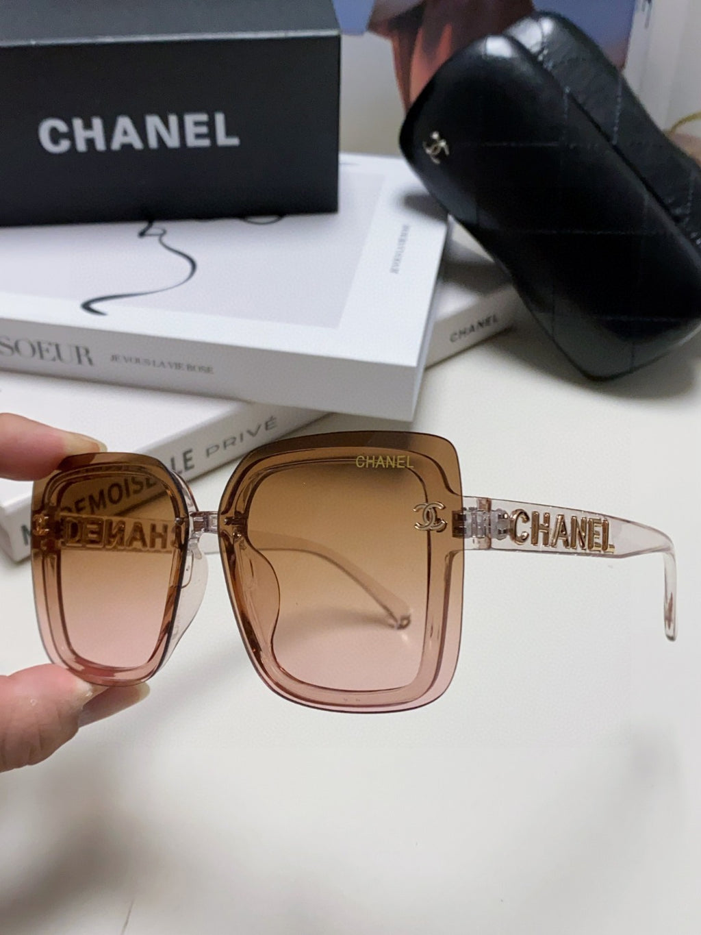 Chanel Fashion Red Lens Sunglasses for Men & Women - 866959 - detail image 5