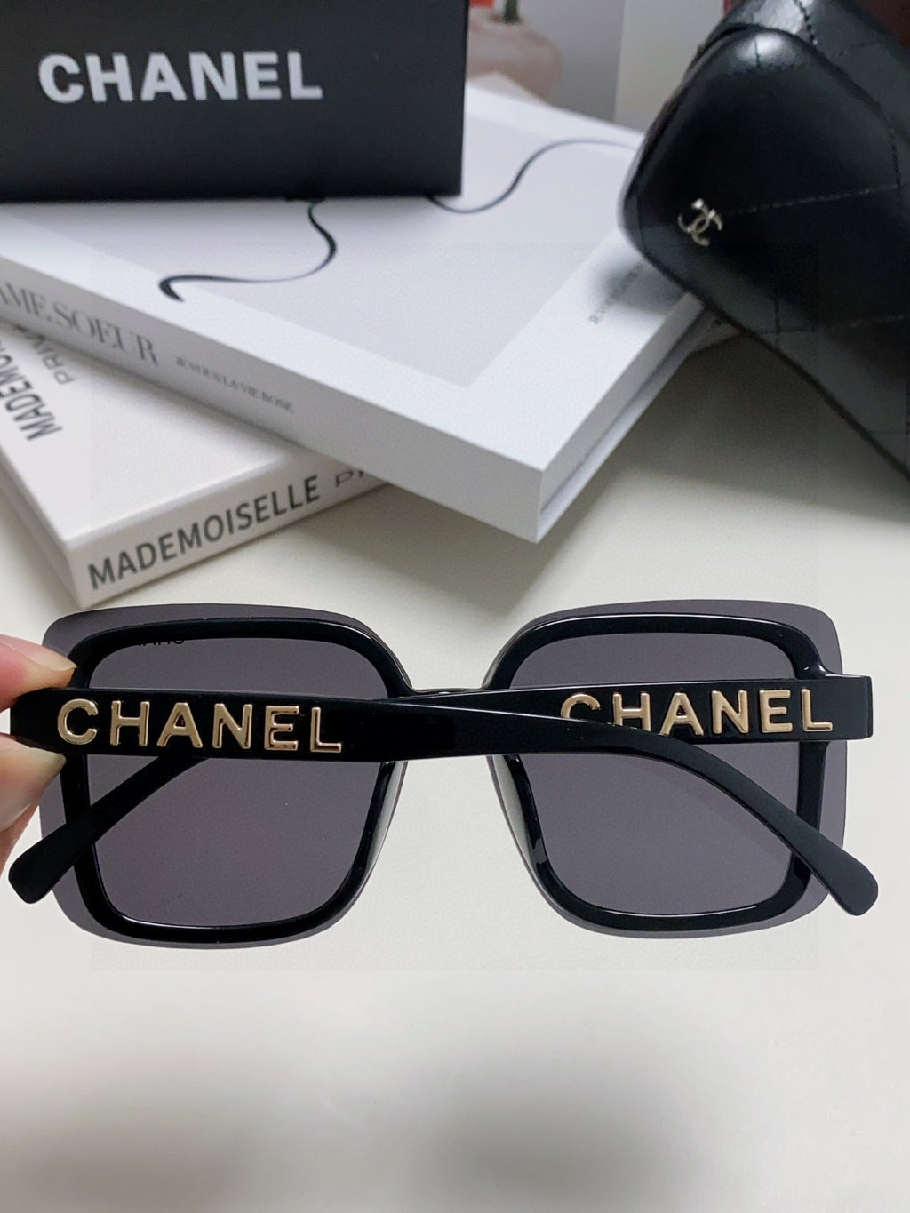 Chanel Fashion Gray Lens Sunglasses for Men & Women - 866961 - detail image 4