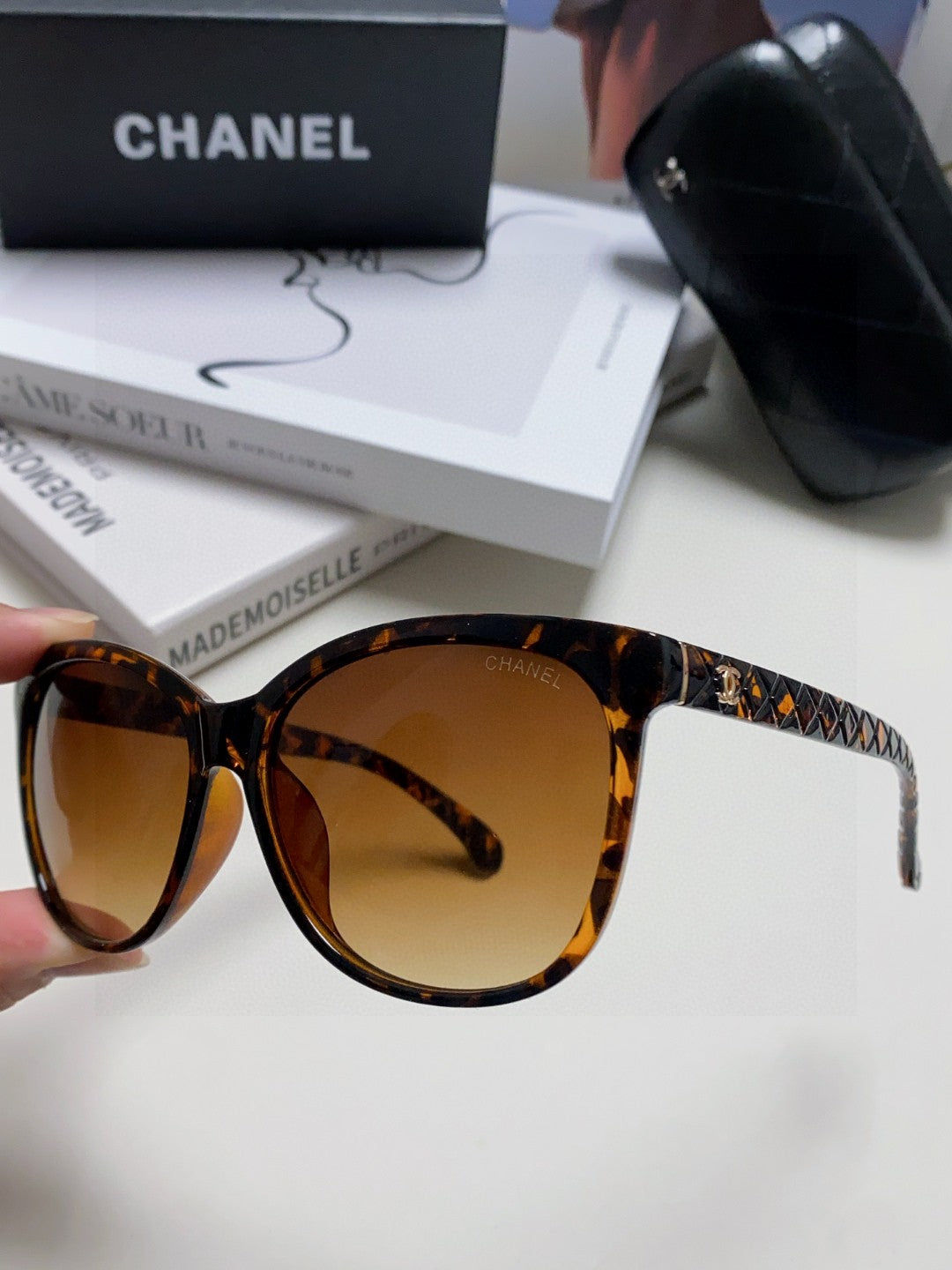 Chanel Cat-Eye Brown Lens Sunglasses for Men & Women - 866962 - detail image 5