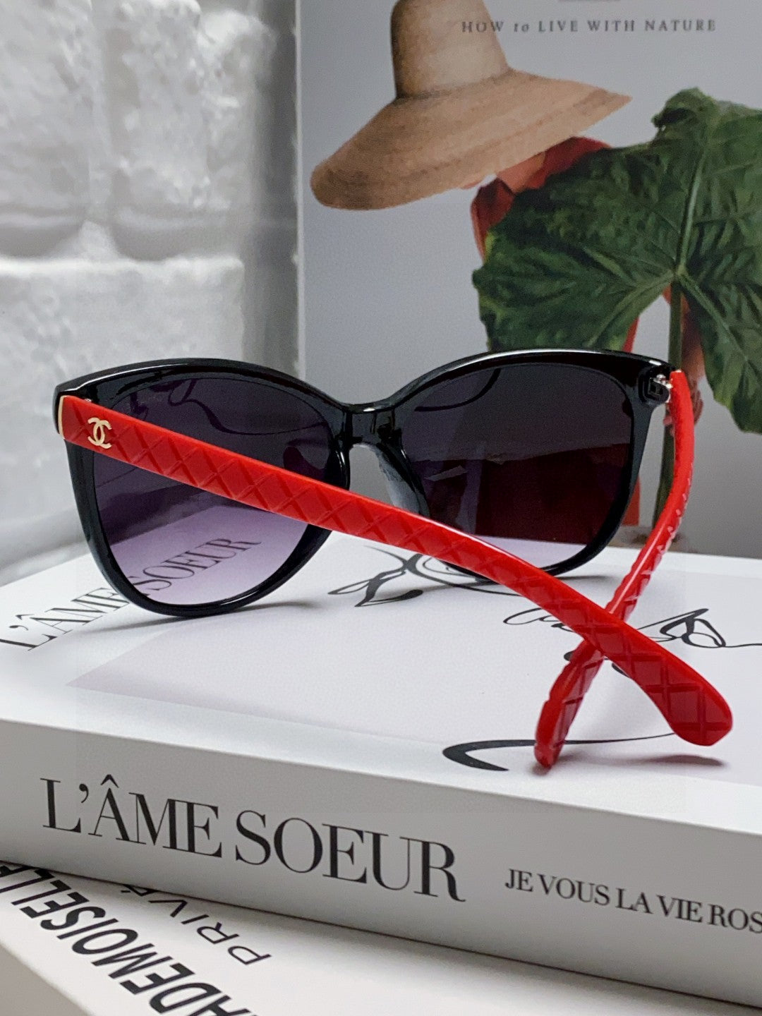 Chanel Cat-Eye Black Lens Sunglasses for Men & Women - 866963 - detail image 2