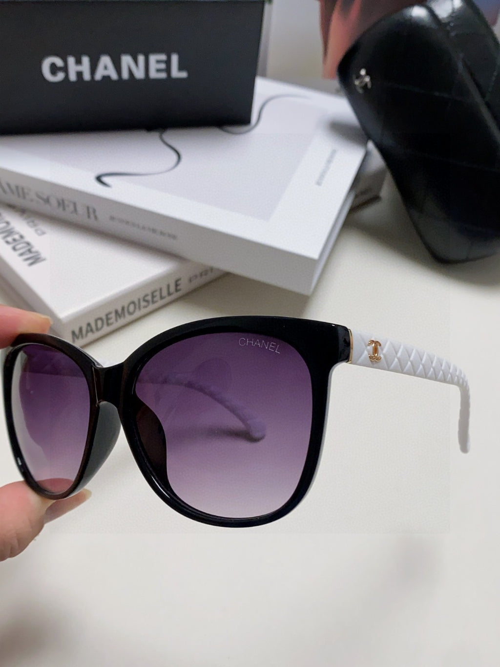 Chanel Cat-Eye Purple Lens Sunglasses for Men & Women - 431693 - detail image 5