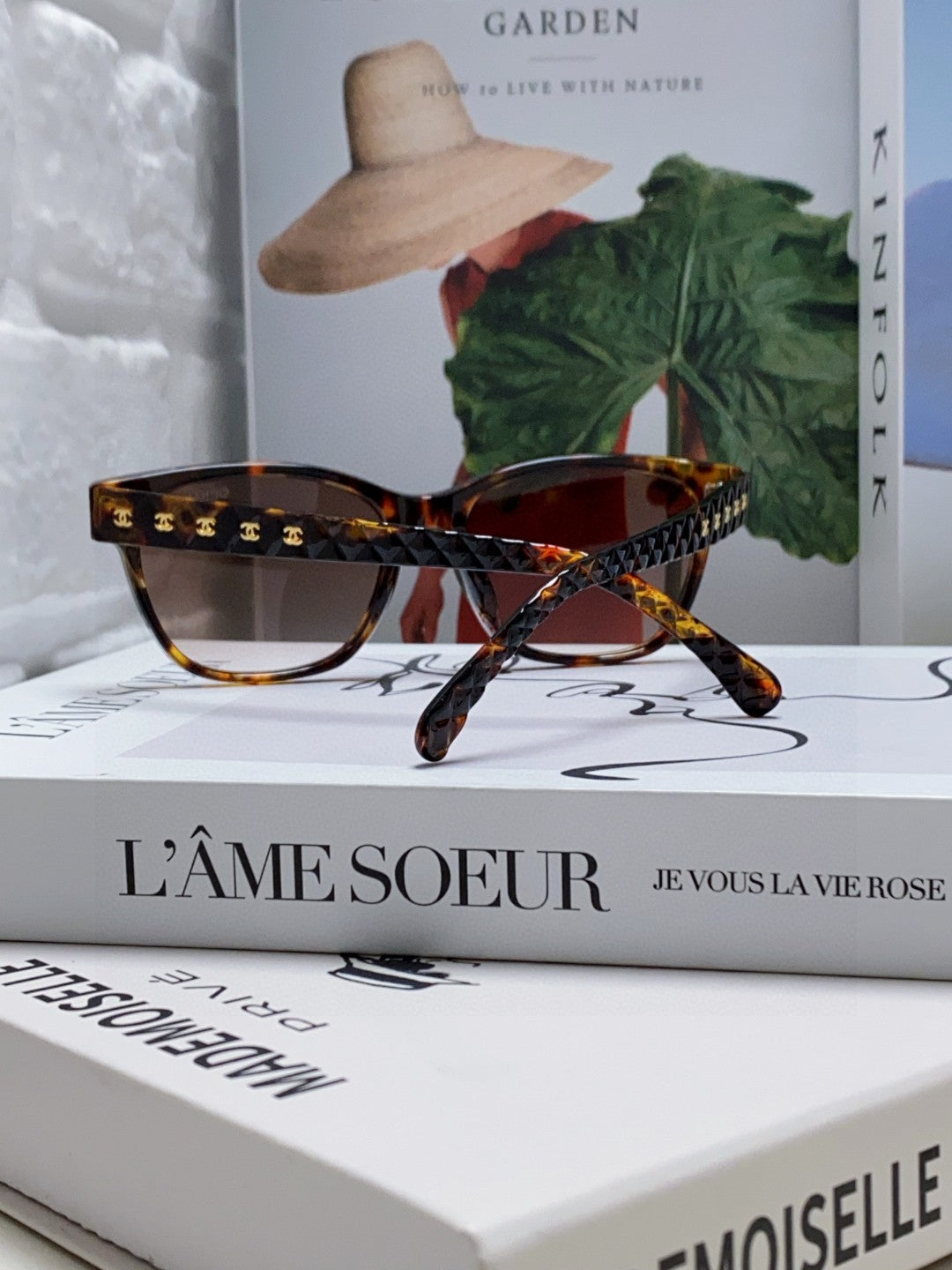 Chanel CH5484 Fashion Red Lens Sunglasses for Men & Women - 866966 - detail image 4