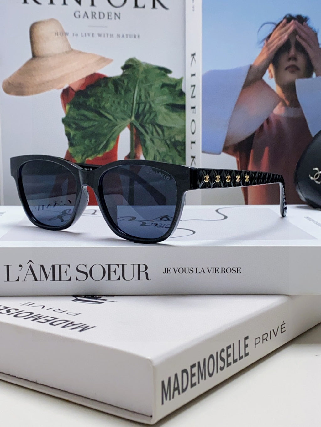 Chanel CH5484 Fashion Black Lens Sunglasses for Men & Women - 866967 - detail image 2