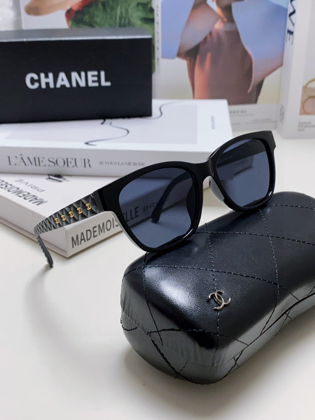 Chanel CH5484 Fashion Black Lens Sunglasses for Men & Women - 866967 - detail image 9