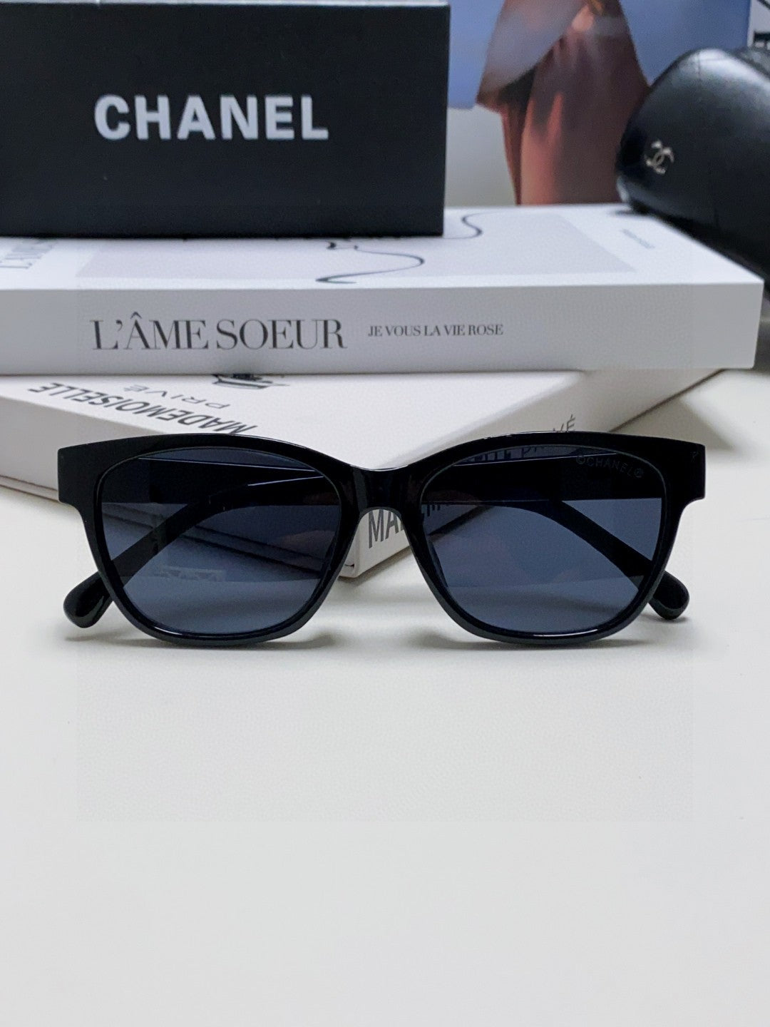 Chanel CH5484 Fashion Black Lens Sunglasses for Men & Women - 866967 - detail image 8