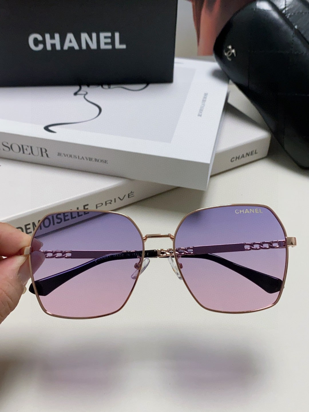 Chanel Metal Oversized Purple Lens Sunglasses for Men & Women - 866968 - detail image 2