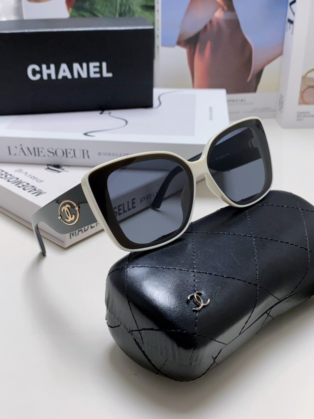 Chanel Fashion Blue Lens Sunglasses for Women - 866973 - detail image 7