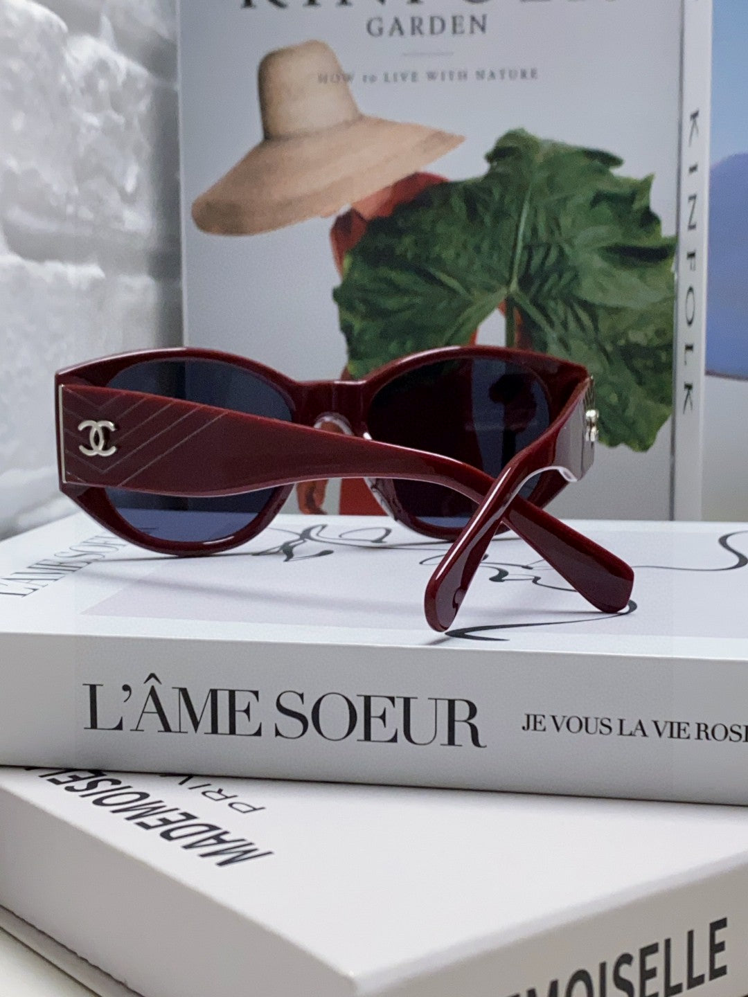 Chanel Polarized Cat-Eye Blue Lens Sunglasses for Women - 866975 - detail image 2