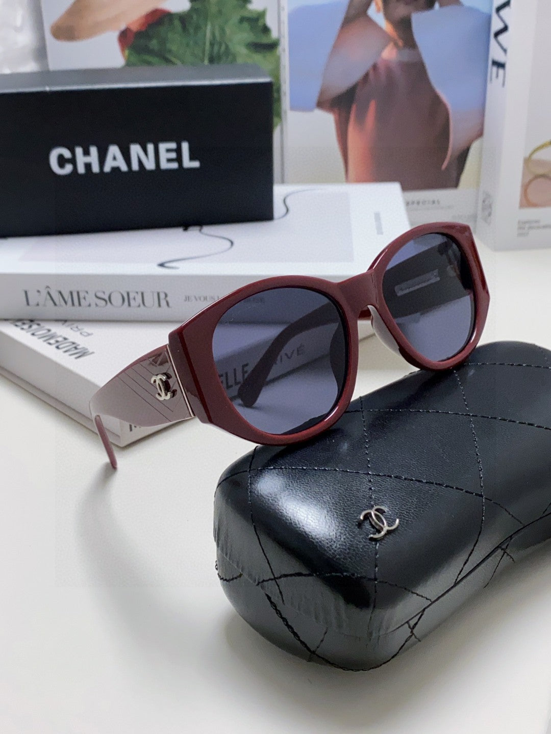 Chanel Polarized Cat-Eye Blue Lens Sunglasses for Women - 866975 - detail image 7