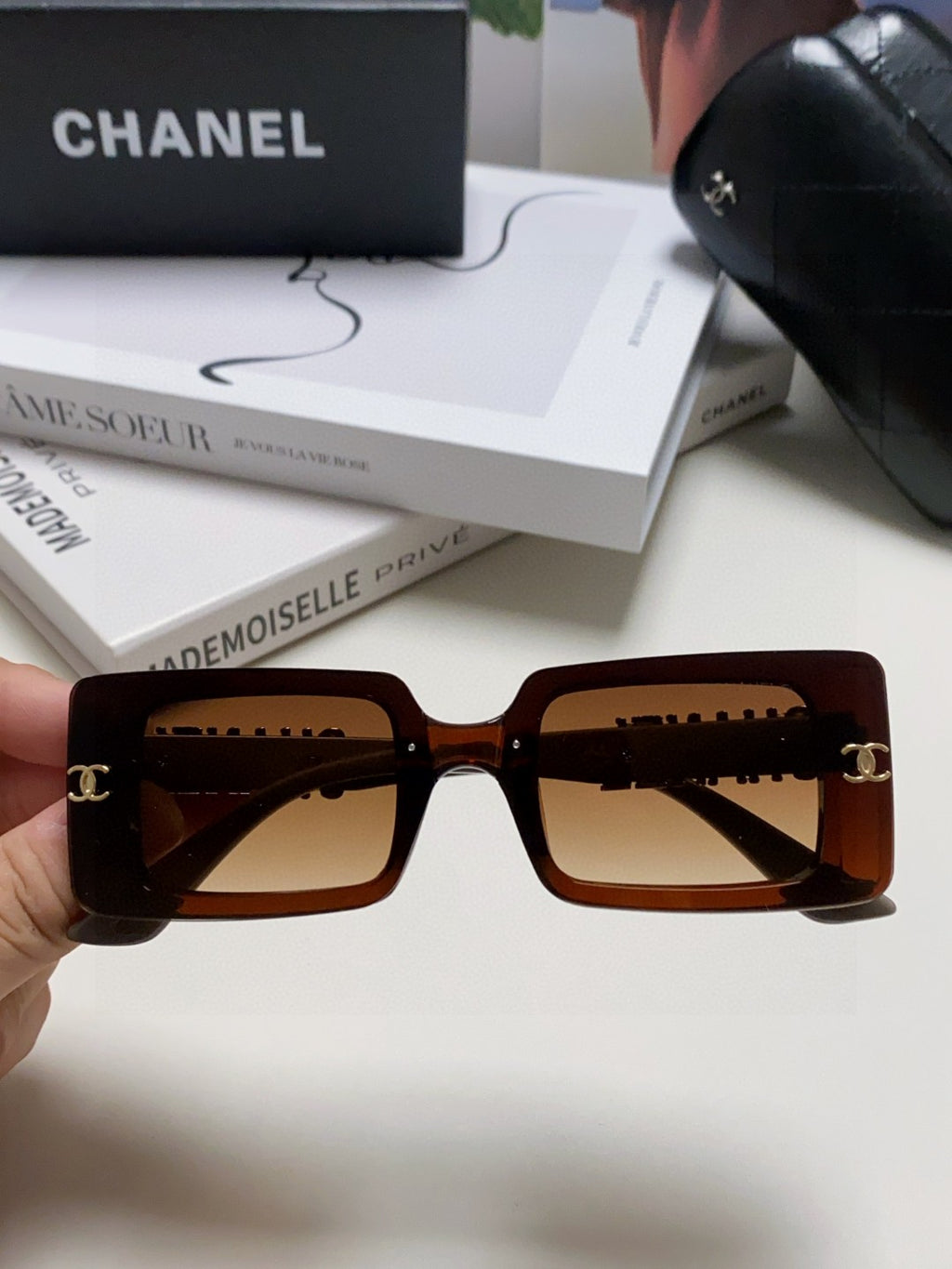 Chanel Polarized Square Red Lens Sunglasses for Men & Women - 867069 - detail image 3