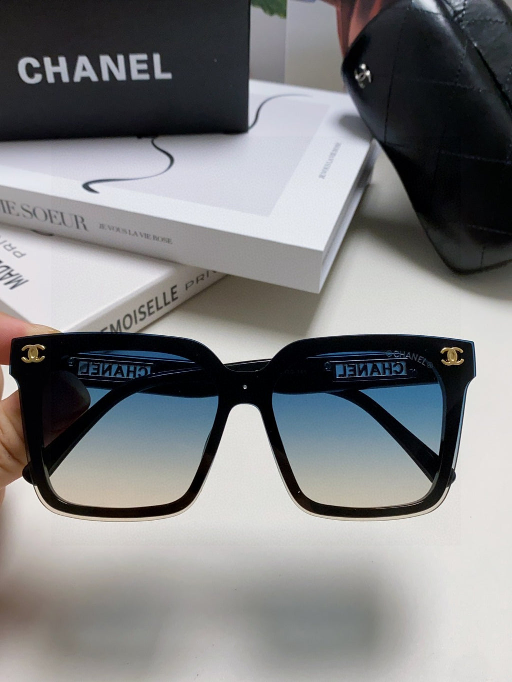 Chanel Square Black Lens Sunglasses for Men & Women - 867073 - detail image 3