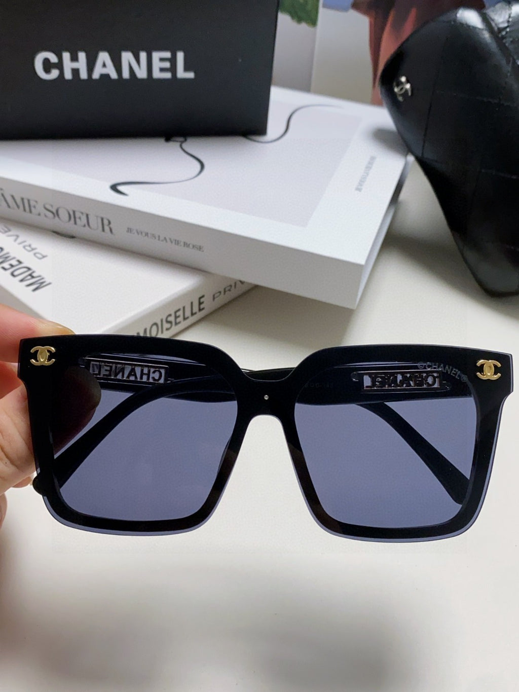 Chanel Square Black Lens Sunglasses for Men & Women - 867075 - detail image 3