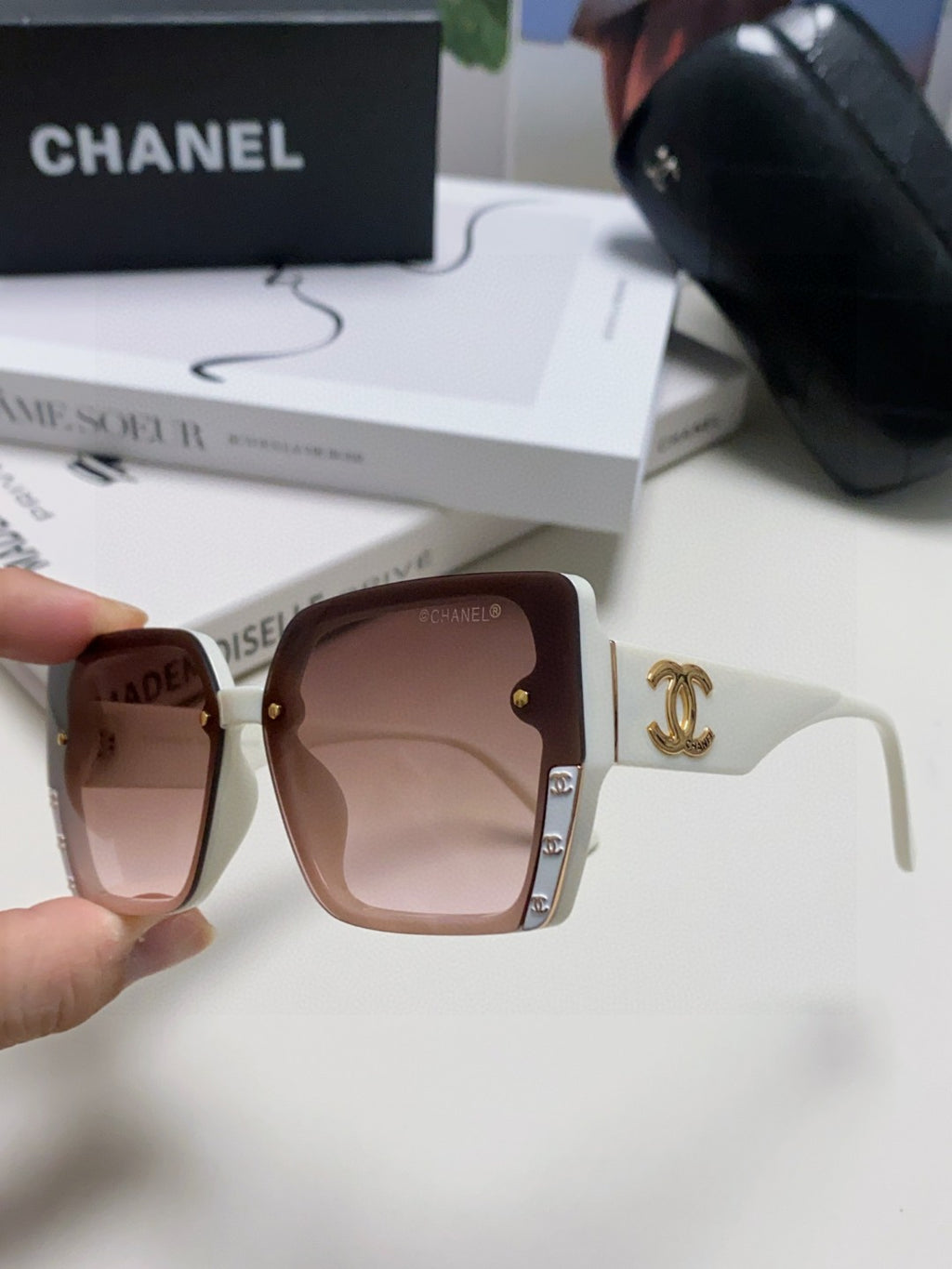Chanel Polarized Square Red Lens Sunglasses for Men & Women - 867076 - detail image 5