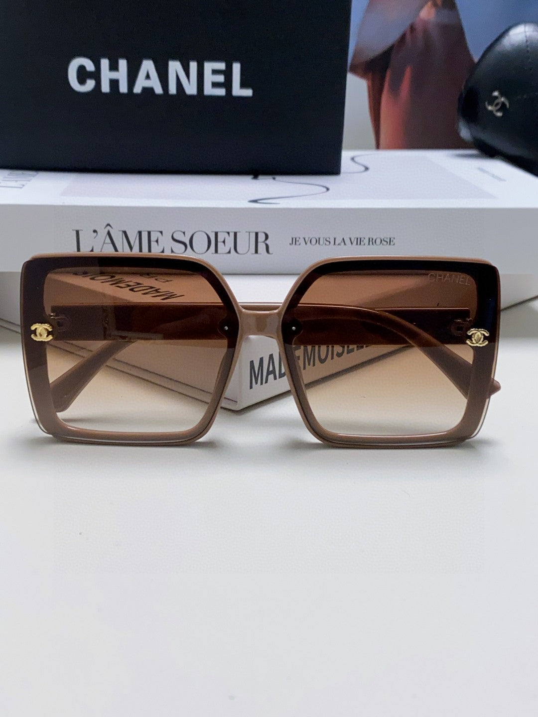Chanel Polarized Fashion Red Lens Sunglasses for Men & Women - 867079 - detail image 6