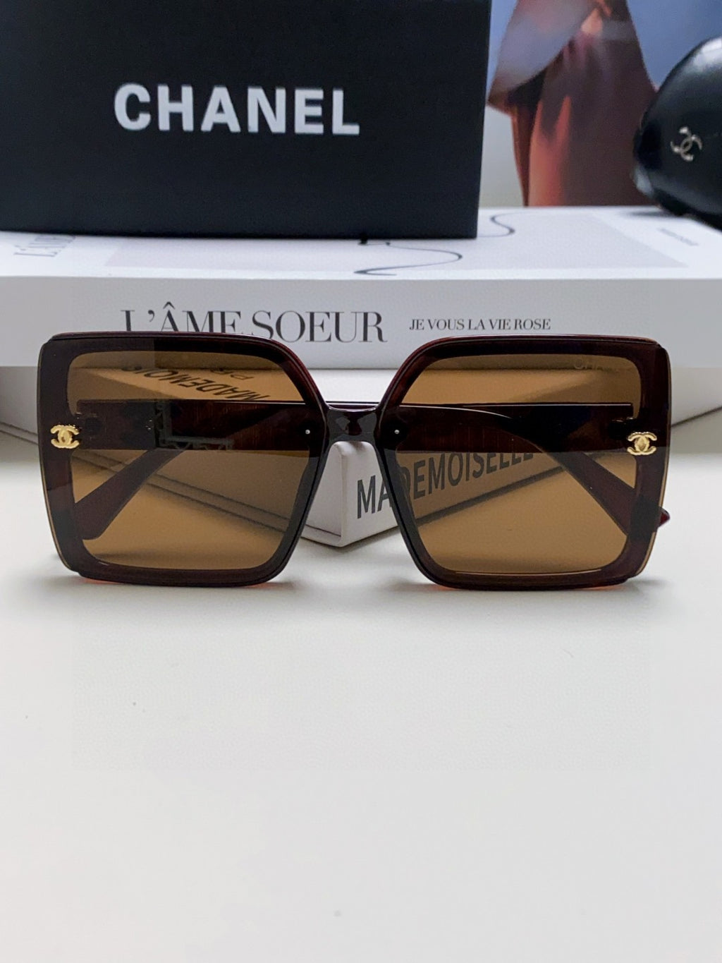 Chanel Polarized Fashion Brown Lens Sunglasses for Men & Women - 431517 - detail image 5