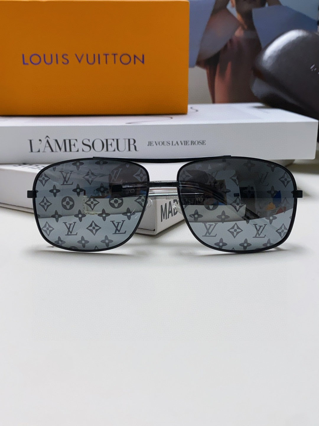 Louis Vuitton Metal Square Gray Lens Sunglasses for Men & Women - 464651 - detail image 5