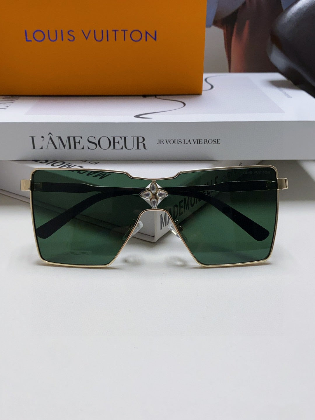 Louis Vuitton Z1700U Metal Fashion Black Lens Sunglasses for Men & Wo - 464654 - detail image 6