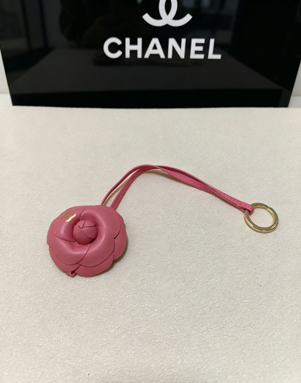 Chanel Fashion Red Lens Sunglasses for Men & Women - 398463 - detail image 2