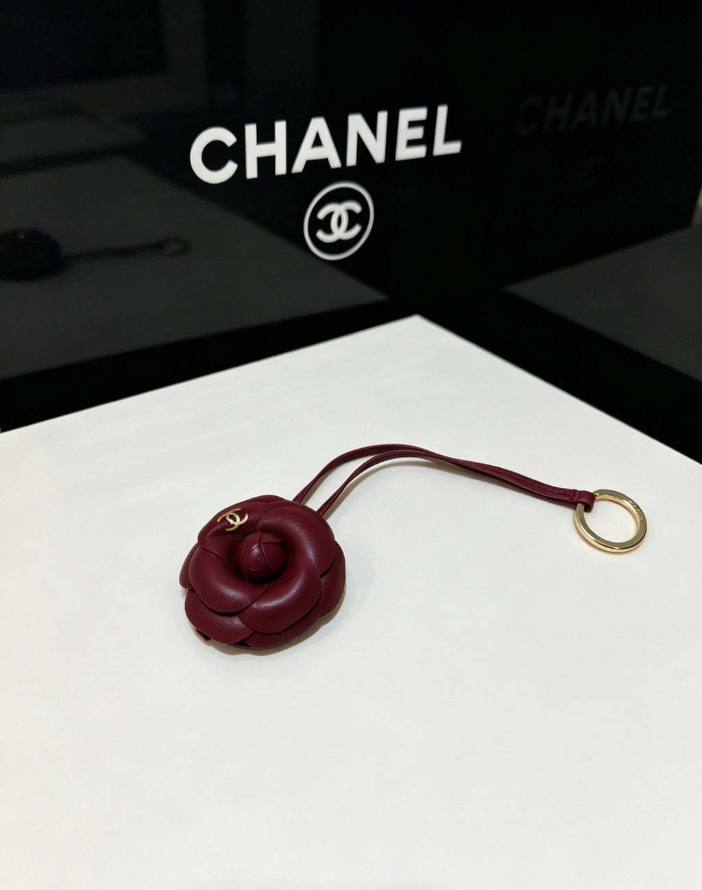 Chanel Fashion Red Lens Sunglasses for Men & Women - 398464 - detail image 2
