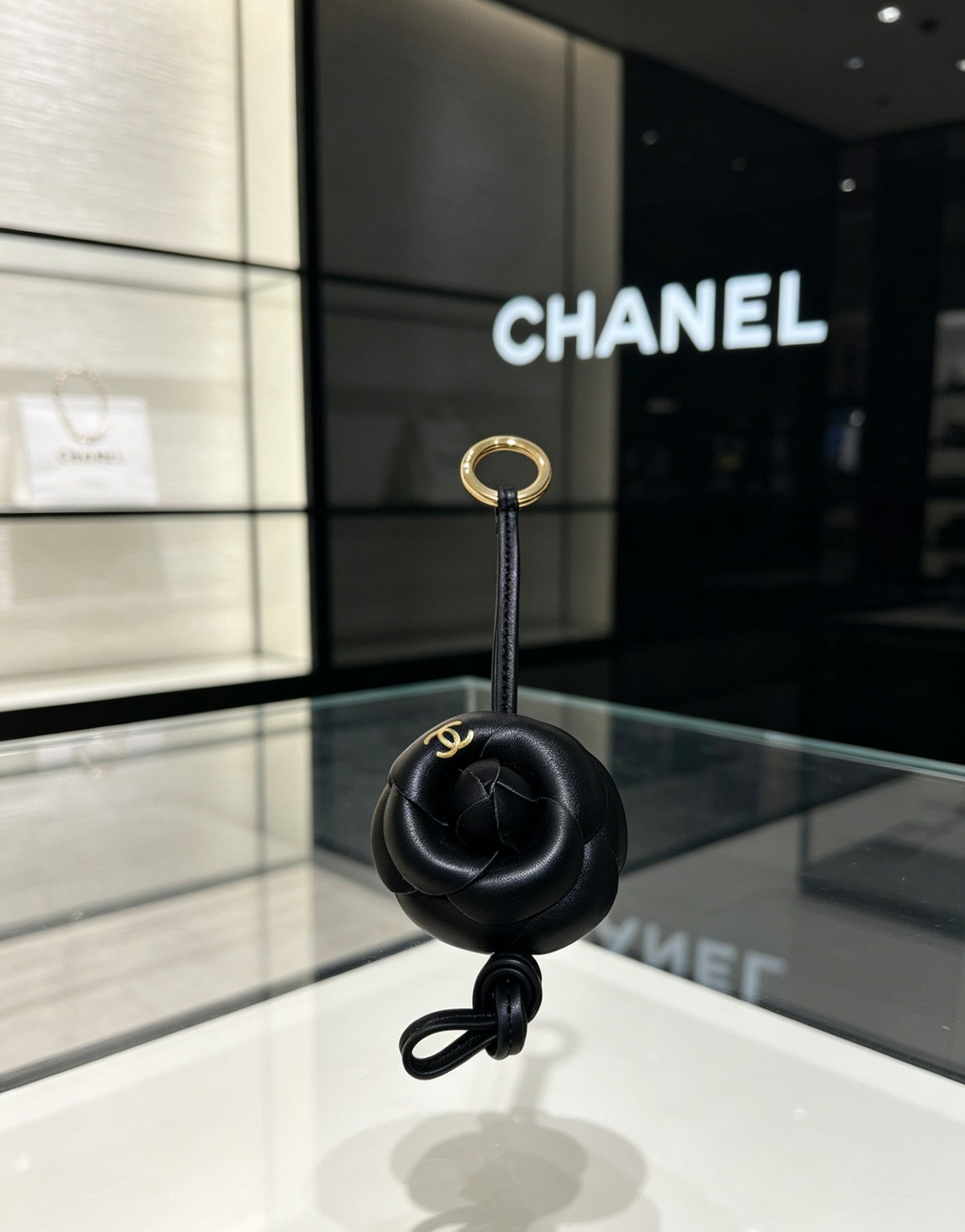 Chanel Fashion Silver Lens Sunglasses for Men & Women - 398468 - detail image 3