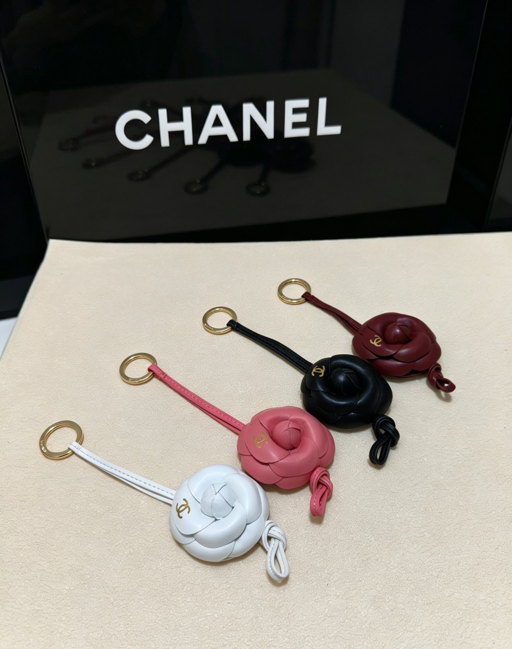 Chanel Fashion Silver Lens Sunglasses for Men & Women - 398468 - detail image 6